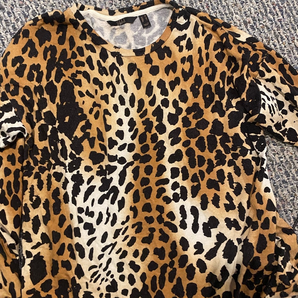 G.I.L.I. Leopard Print Sweatshirt - Tan and Black- M/L